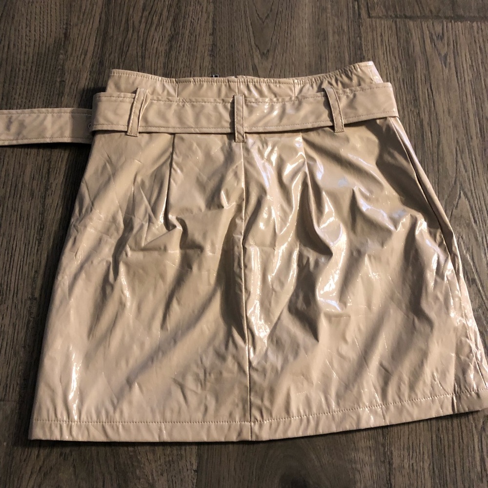 NWT Forever 21 zipper skirt - Picture 3 of 9